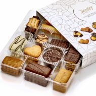 master biscuit maker open box
